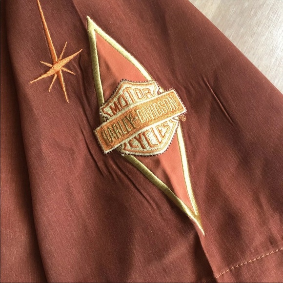 Harley Davidson Vintage Style Button Up - Picture 5 of 10